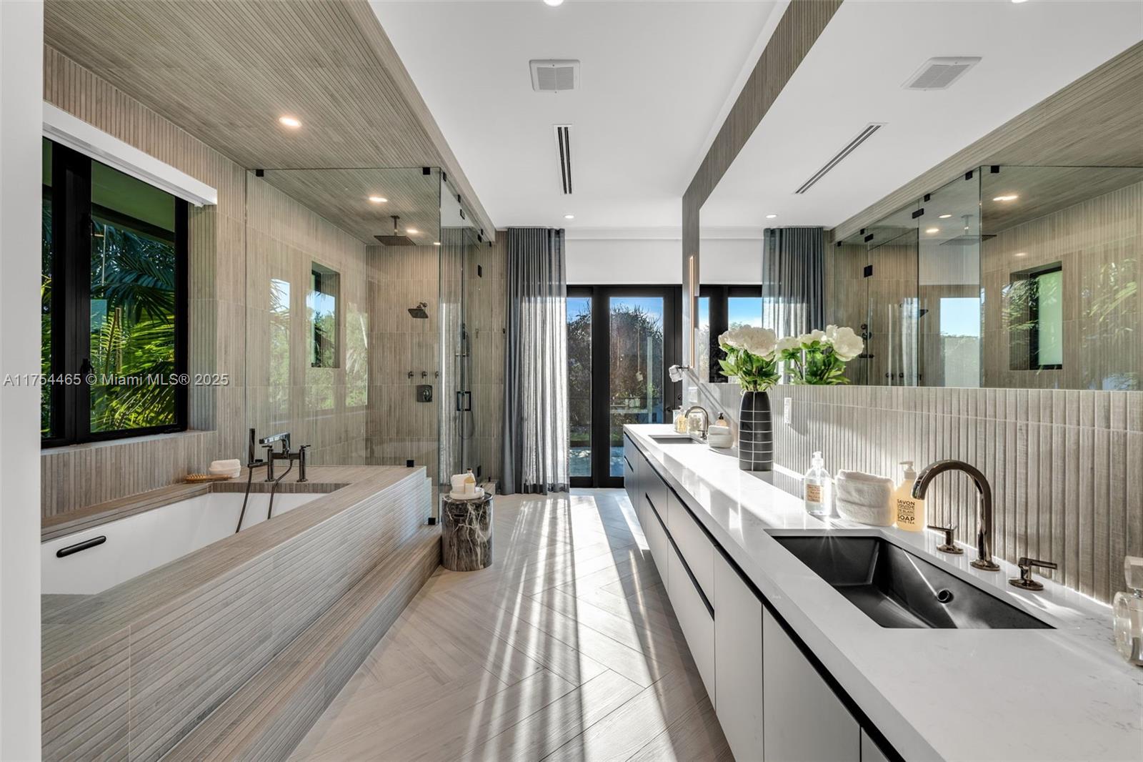 C GAB COUNTRY CLUB SEC 5 - Residential