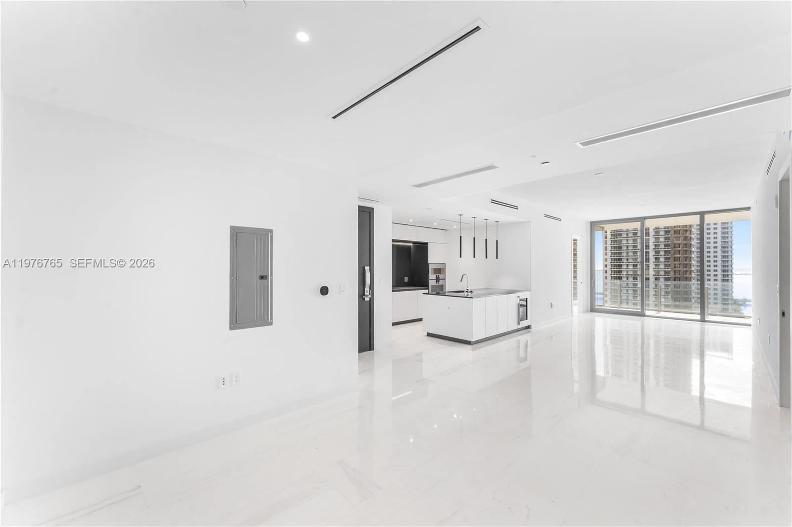 300 Biscyane Blvd Way 1202