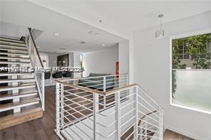 MICHIGAN PLACE CONDO - Residential