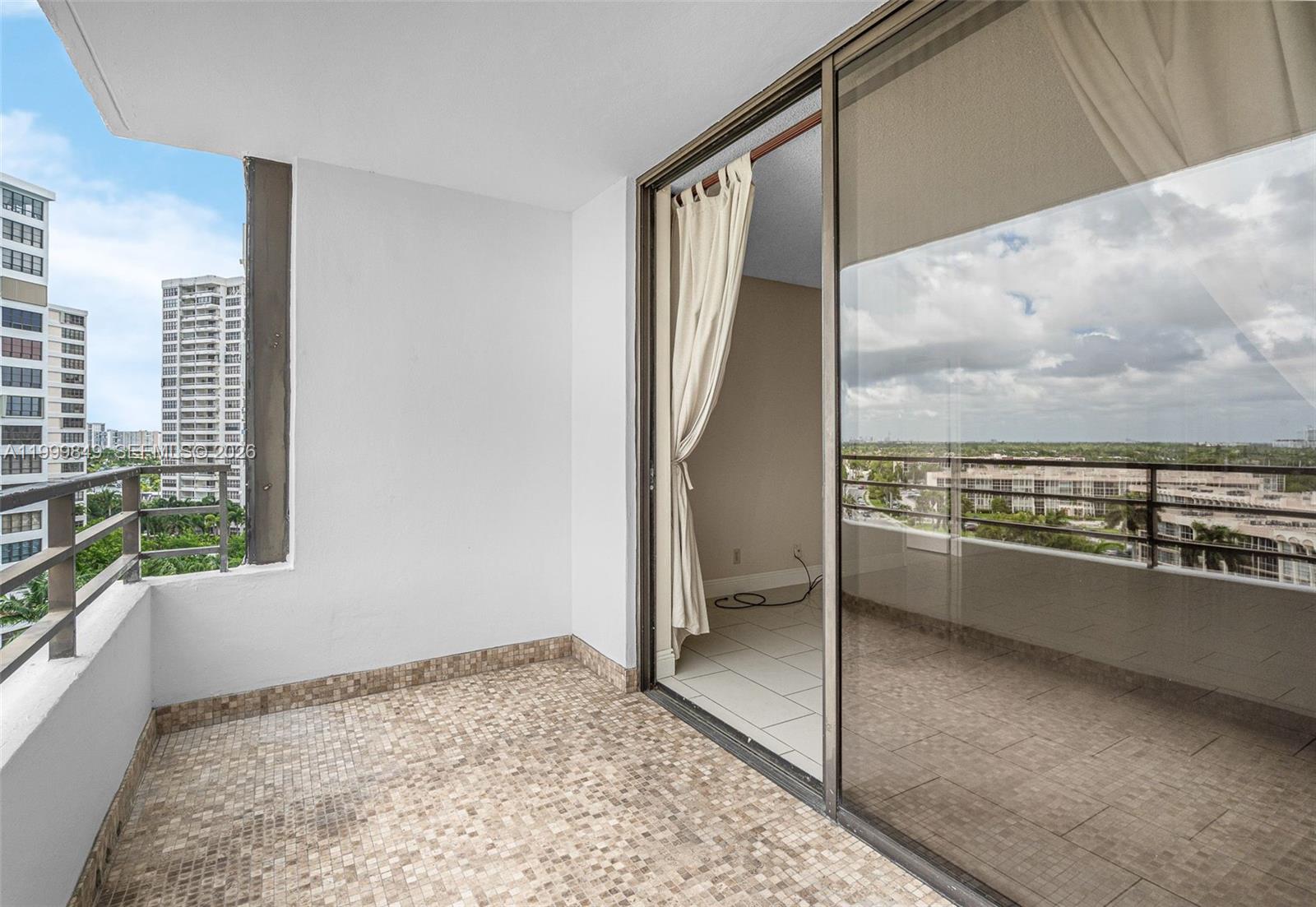 500 Three Islands Blvd 711