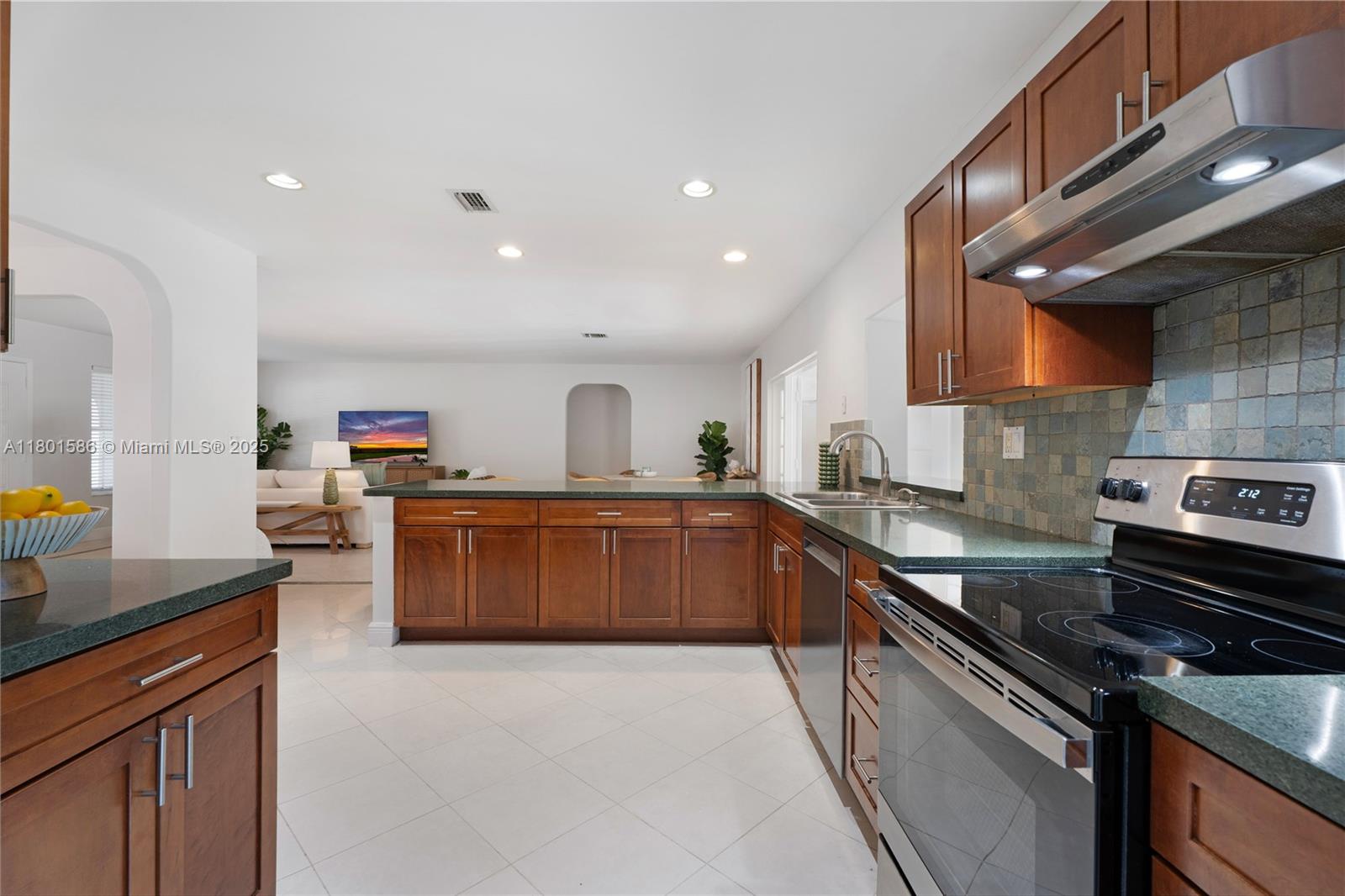 CASTANEIRA ESTATES - Residential