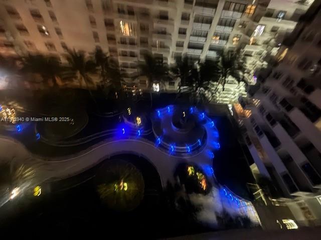 THE DECOPLAGE CONDO - Residential Lease