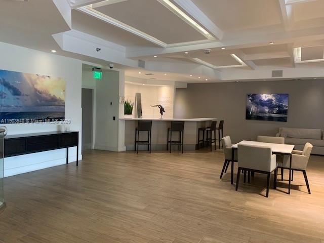 THE DECOPLAGE CONDO - Residential Lease