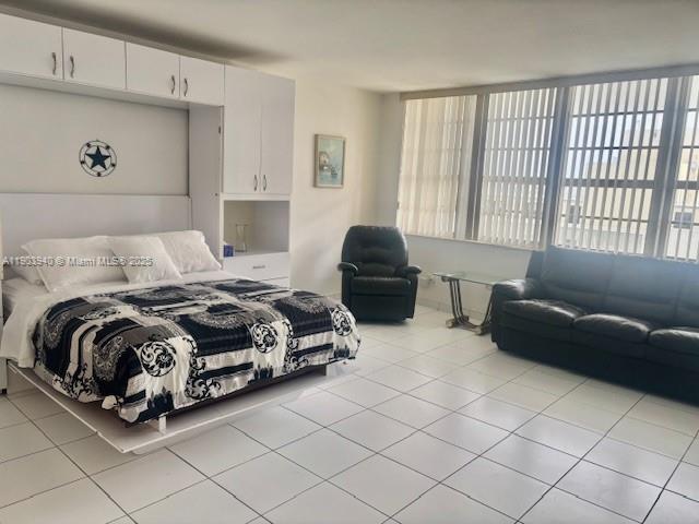 THE DECOPLAGE CONDO - Residential Lease