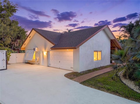 Photo of 16761 SW 278th St, Homestead, FL 33031 (MLS # A12101529)