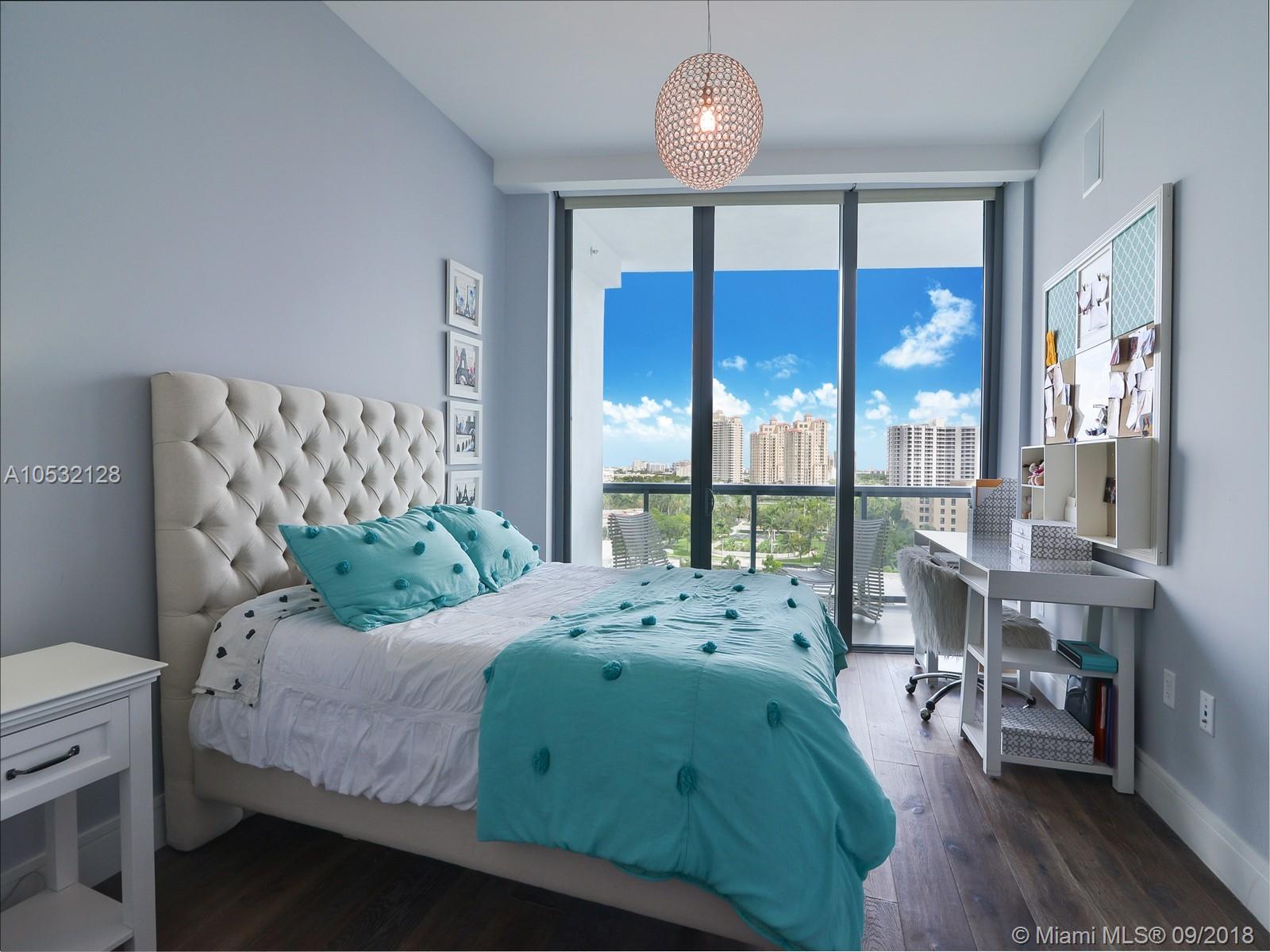 Echo Aventura - Residential Lease