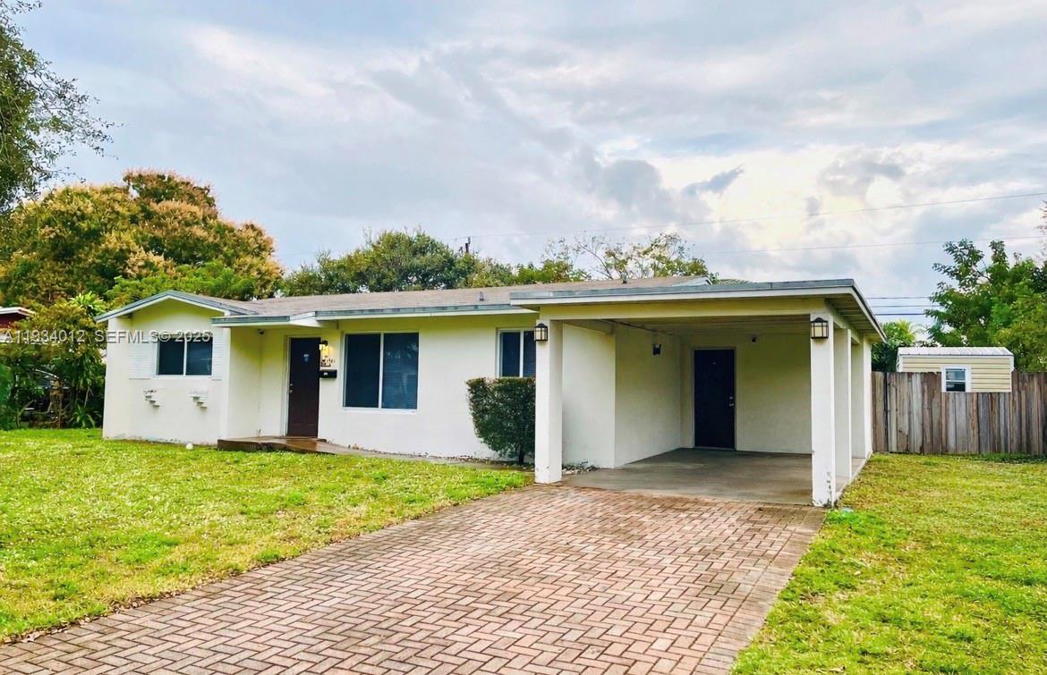 LAKE AIRE ESTATES - Residential