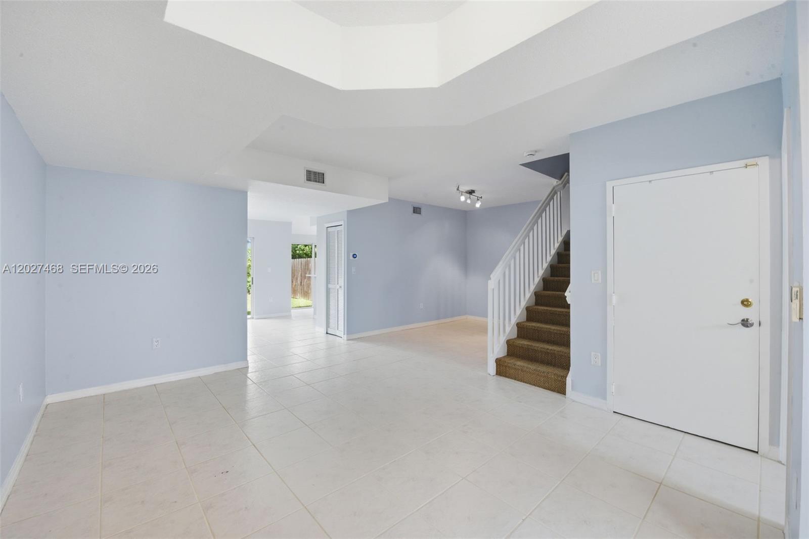 TIFFANY OF KENDALL CONDO - Residential