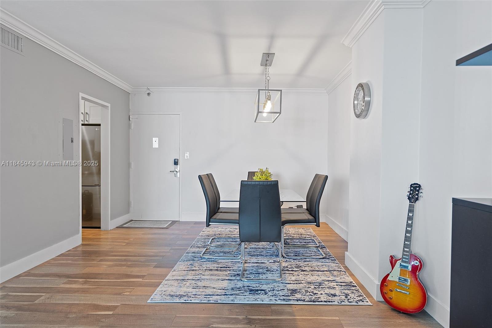 MIRADOR 1200 CONDO - Residential