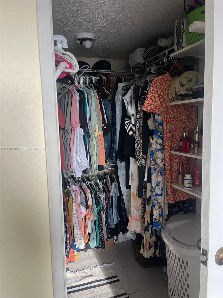 2735 W 52nd St 502