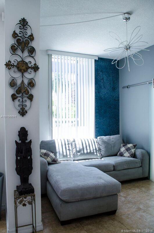 1800 Biscayne Plaza - Residential Lease