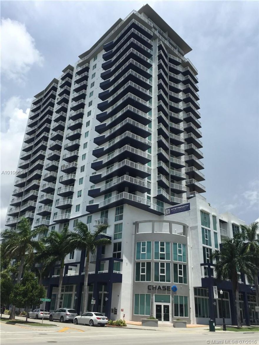 Beautiful furnished, spacious studio in the heart of Biscayne. Unit is tiled throughout and has a very large terrace overlooking Biscayne Boulevard.  Near Biscayne Bay, Margaret Pace Park, Downtown Miami, Arts & Entertainment District, and the Design District. Washer and dryer inside unit. Swimming pool, Jacuzzi, Gym and more amenities. Bedroom blinds are remote controlled.