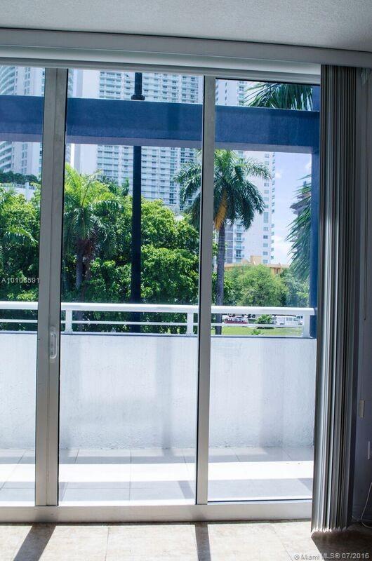 1800 Biscayne Plaza - Residential Lease