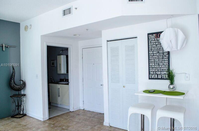 1800 Biscayne Plaza - Residential Lease