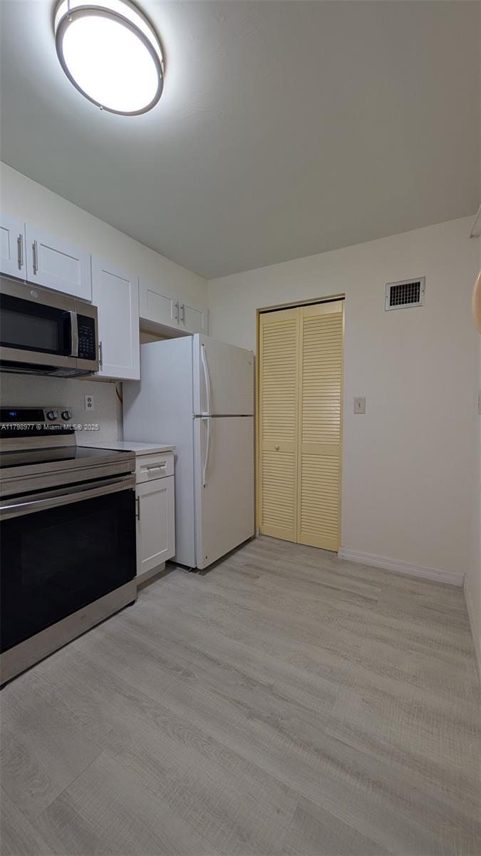 GREENS OF INVERRARY PHASE - Residential