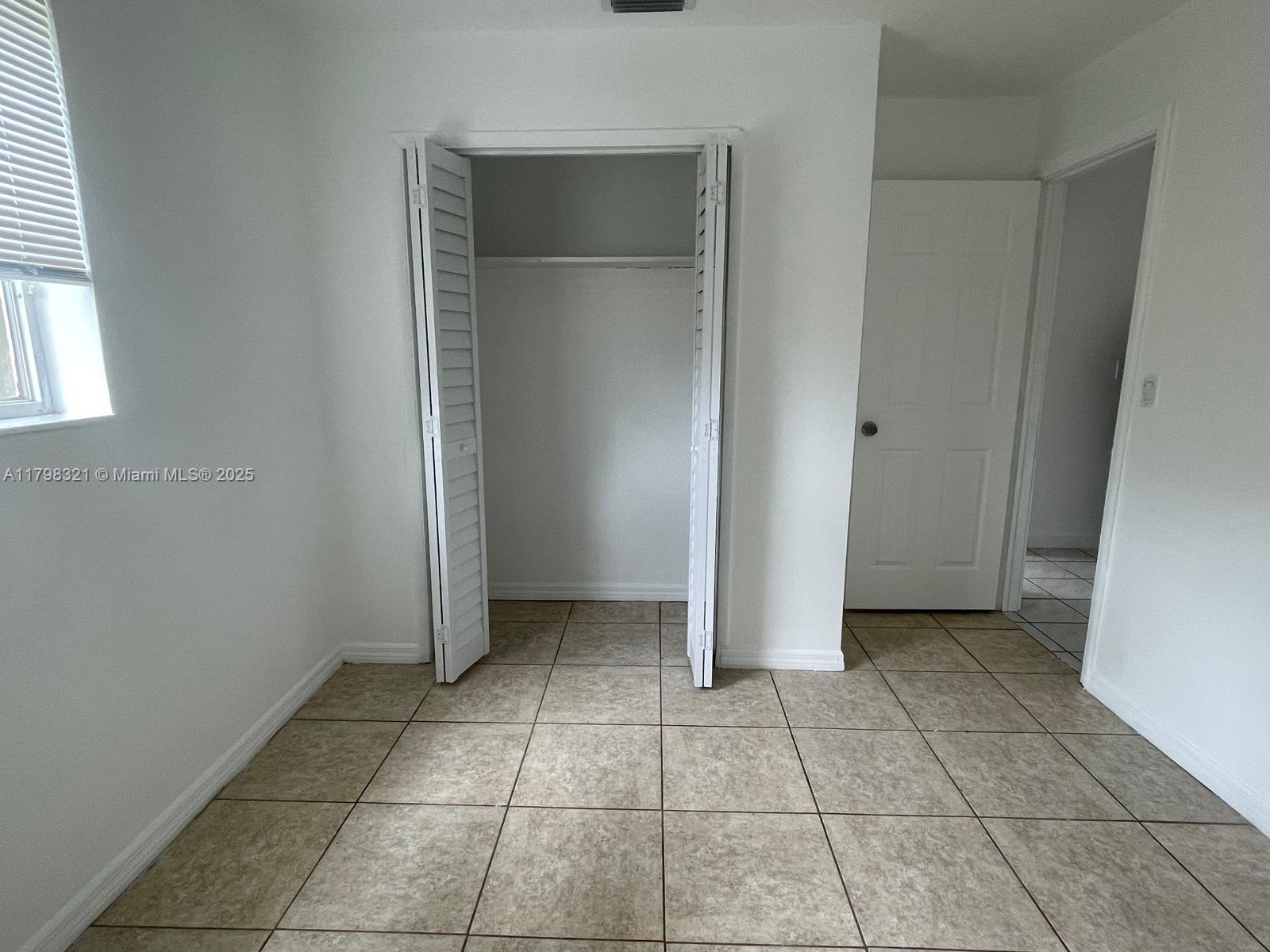 Rental Property at 4420 Nw 60th St, North Lauderdale, Miami-Dade County, Florida - Bedrooms: 4 
Bathrooms: 2  - $2,850 MO.