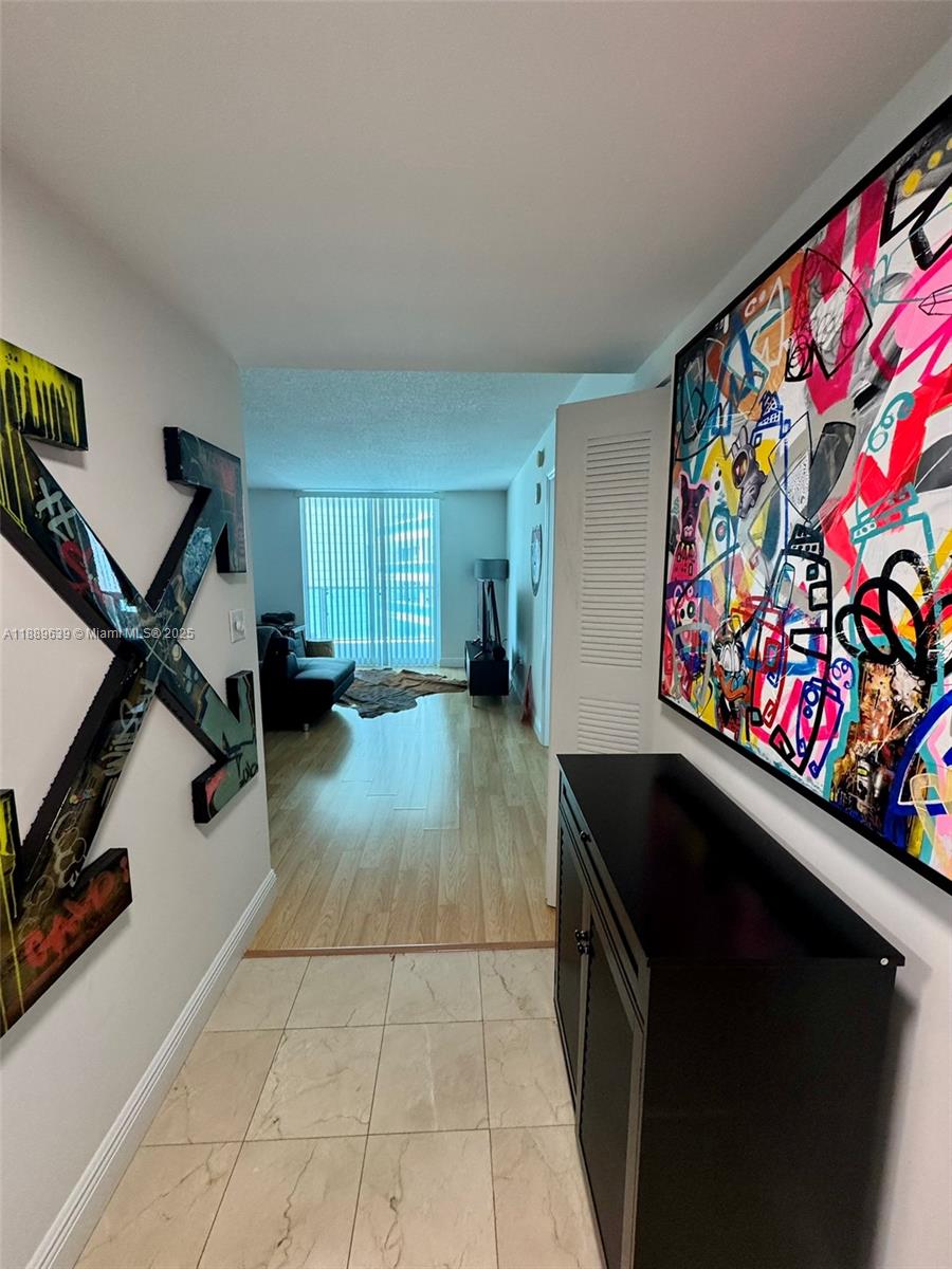 2101 Brickell Ave 1209