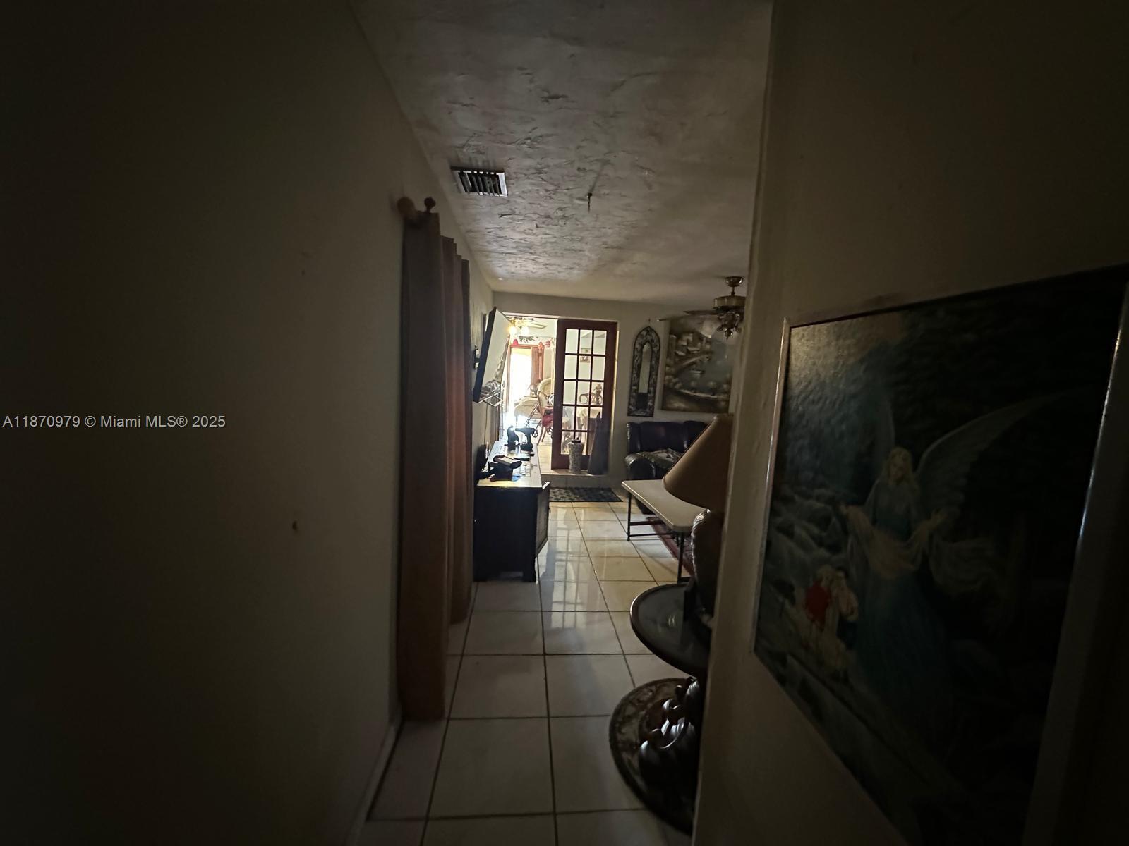 911 NW 30th Pl