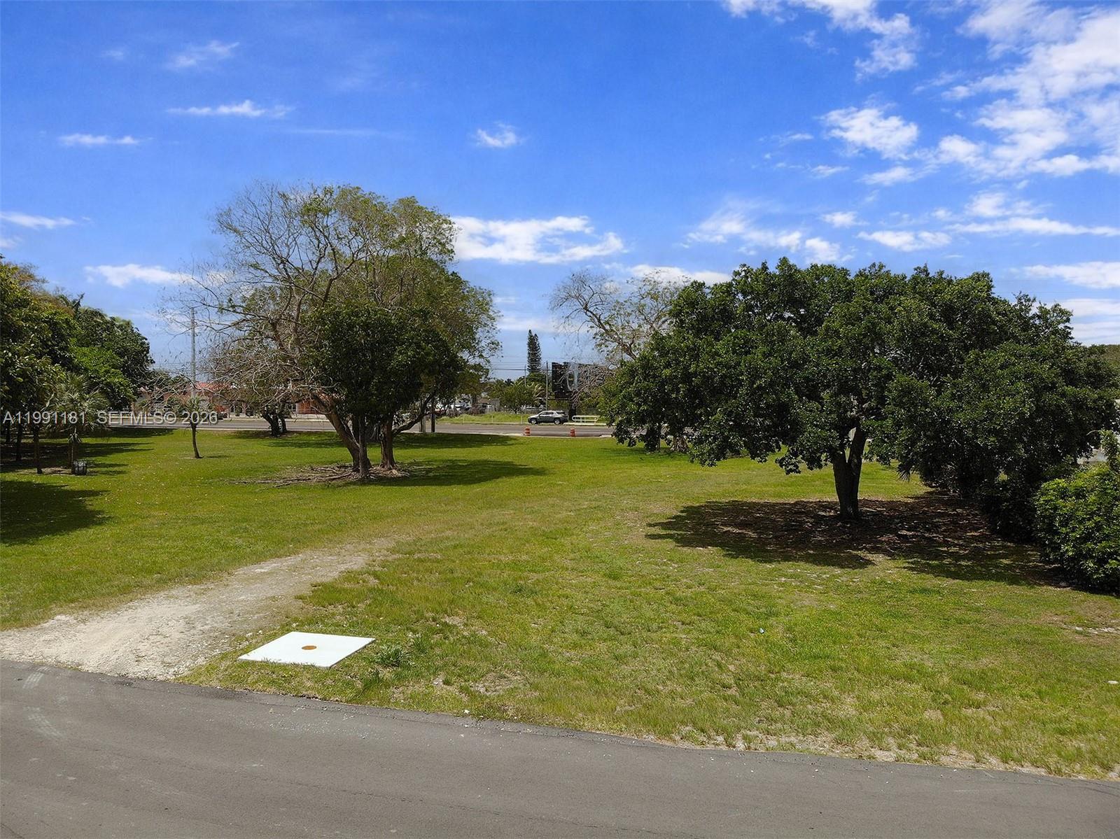 MILLER & BAILES ADDN TO G - Commercial Sale