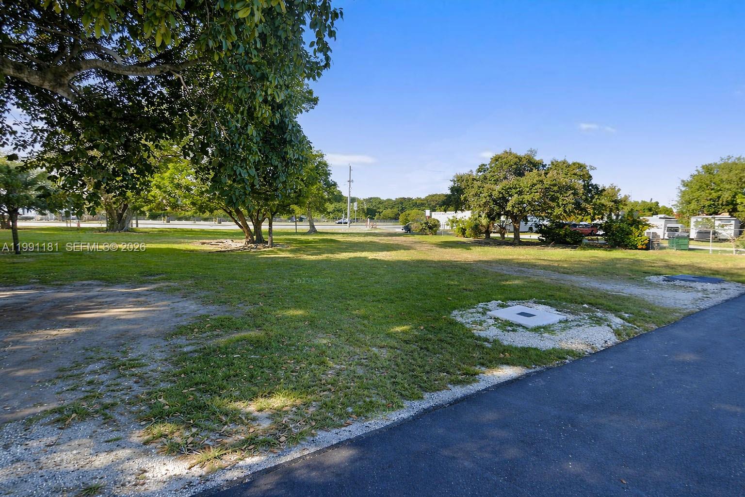 MILLER & BAILES ADDN TO G - Commercial Sale