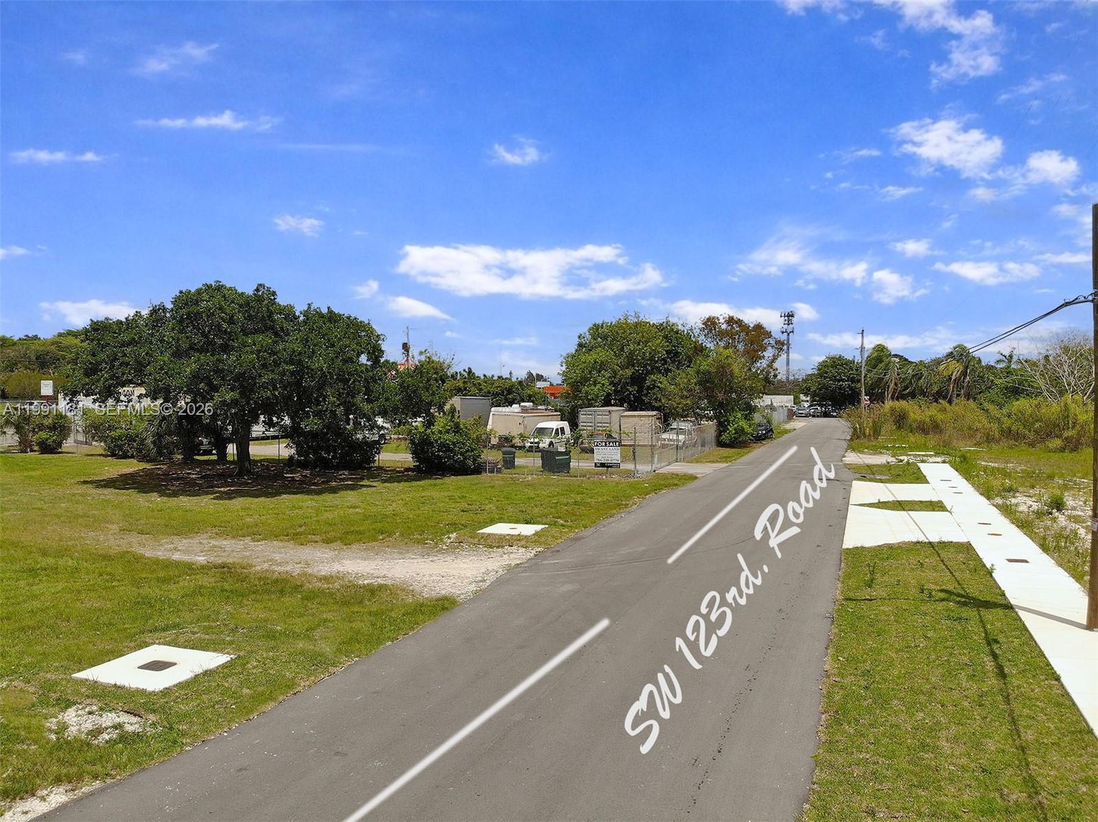 MILLER & BAILES ADDN TO G - Commercial Sale