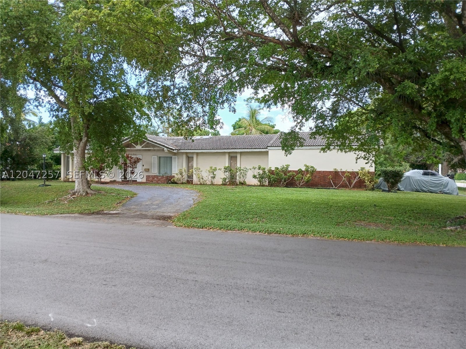 8500 NW 38th St, Coral Springs FL 33065