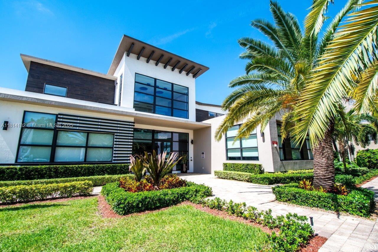 8300 N Sherman Cir D506, Miramar, Broward County, Florida - 2 Bedrooms  
2 Bathrooms - 