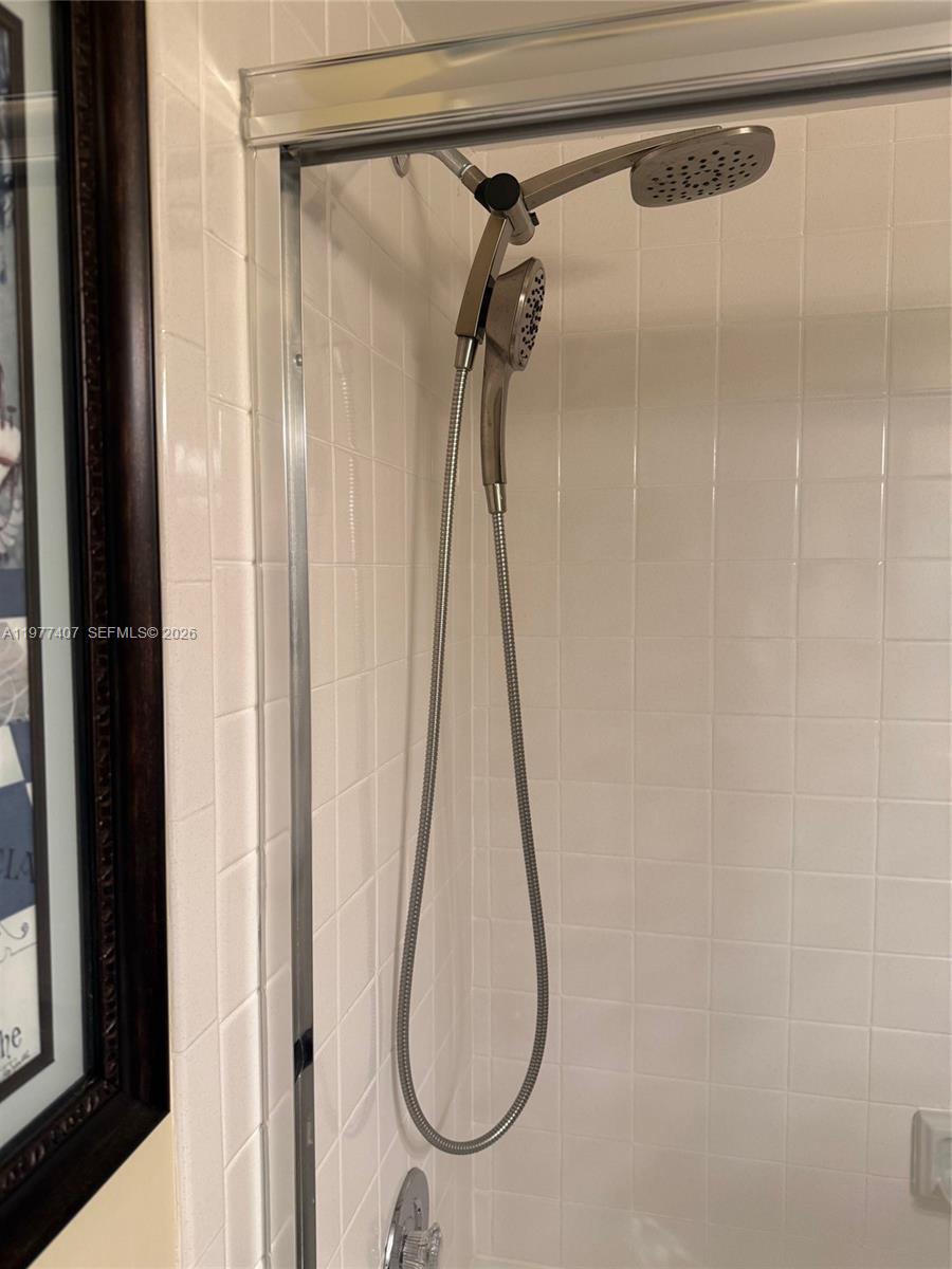 LAKES OF CARRIAGE HILLS - Residential