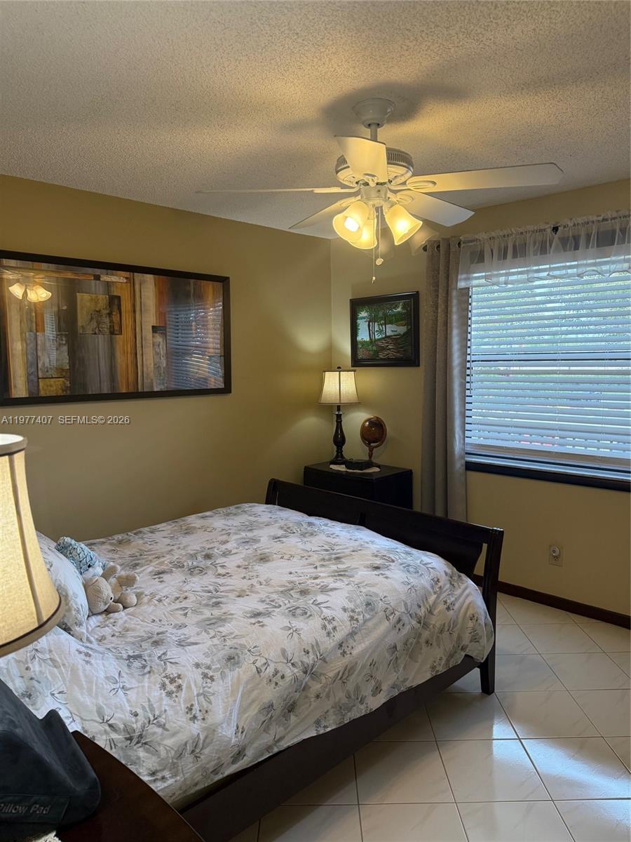 LAKES OF CARRIAGE HILLS - Residential