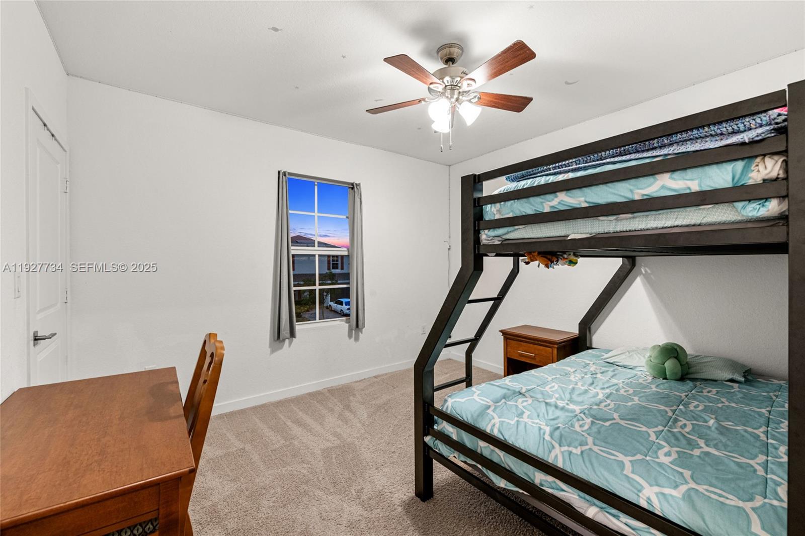 ROYAL HOMES WEST - Residential Lease