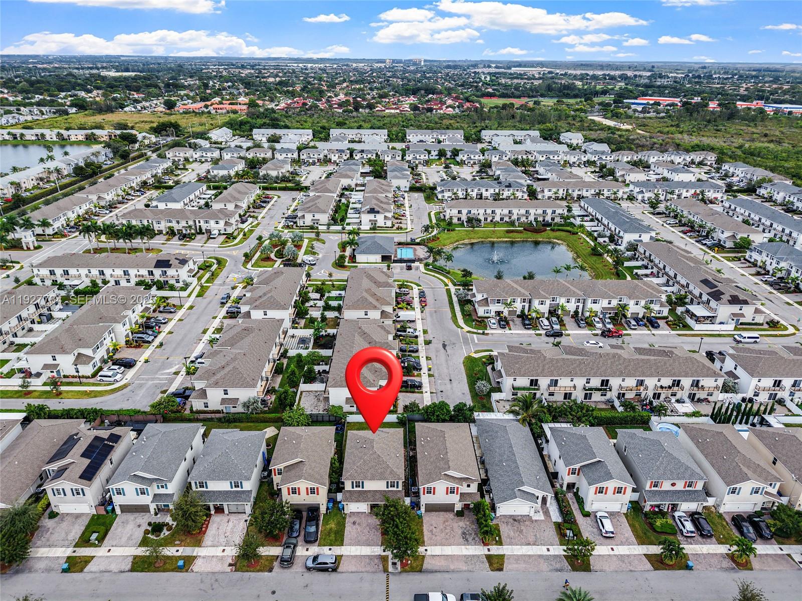 ROYAL HOMES WEST - Residential Lease