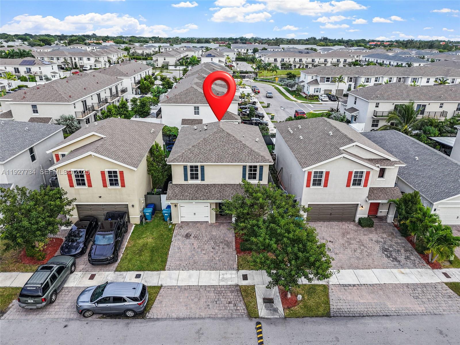 ROYAL HOMES WEST - Residential Lease