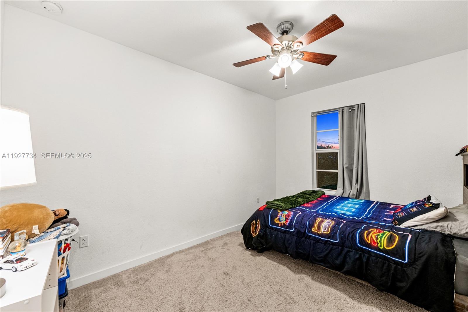 ROYAL HOMES WEST - Residential Lease