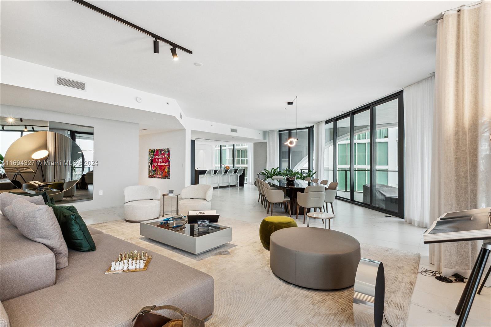 ONE THOUSAND MUSEUM CONDO - Residential