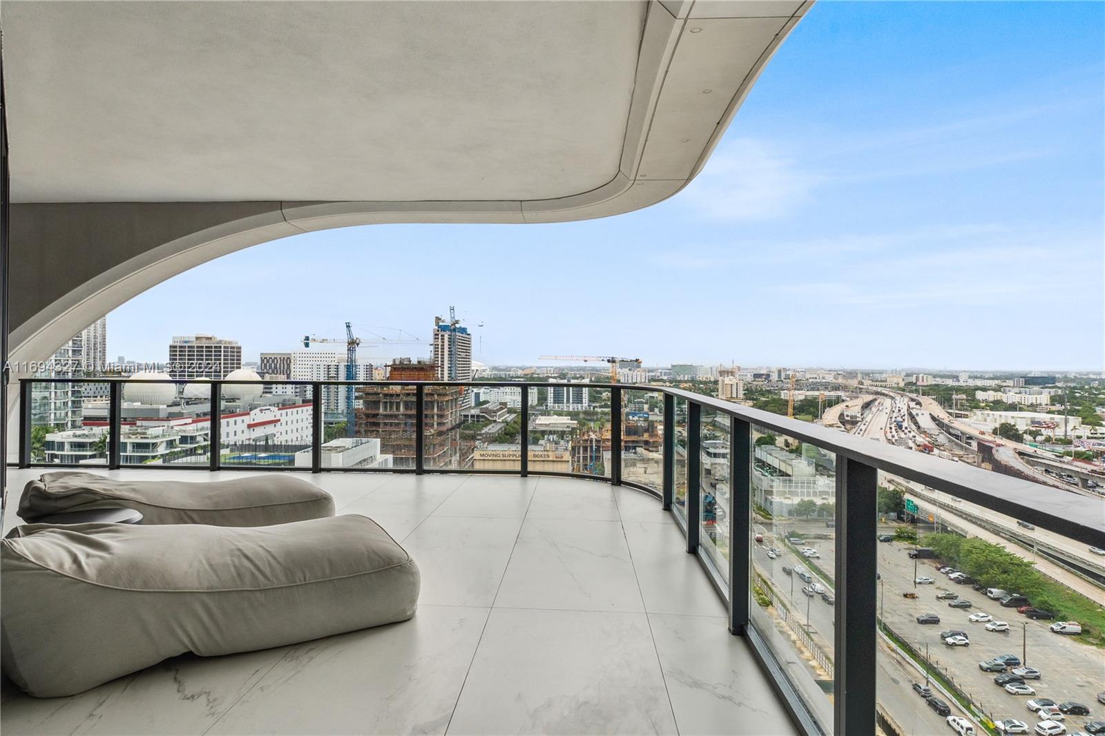 ONE THOUSAND MUSEUM CONDO - Residential