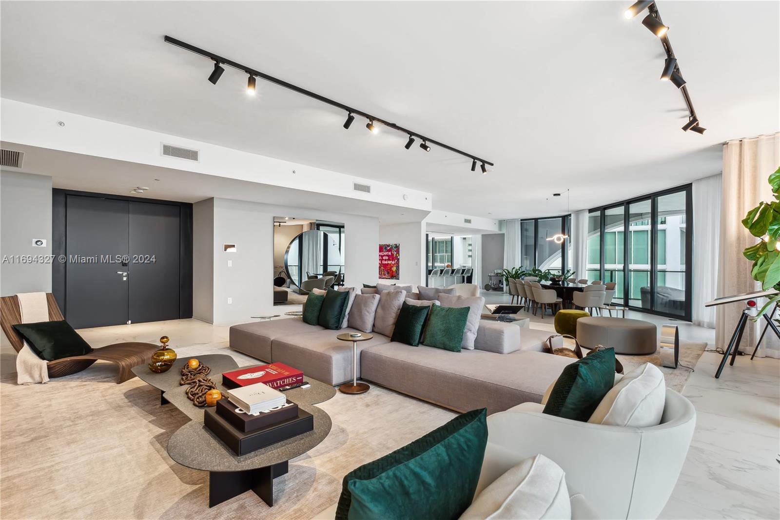 ONE THOUSAND MUSEUM CONDO - Residential