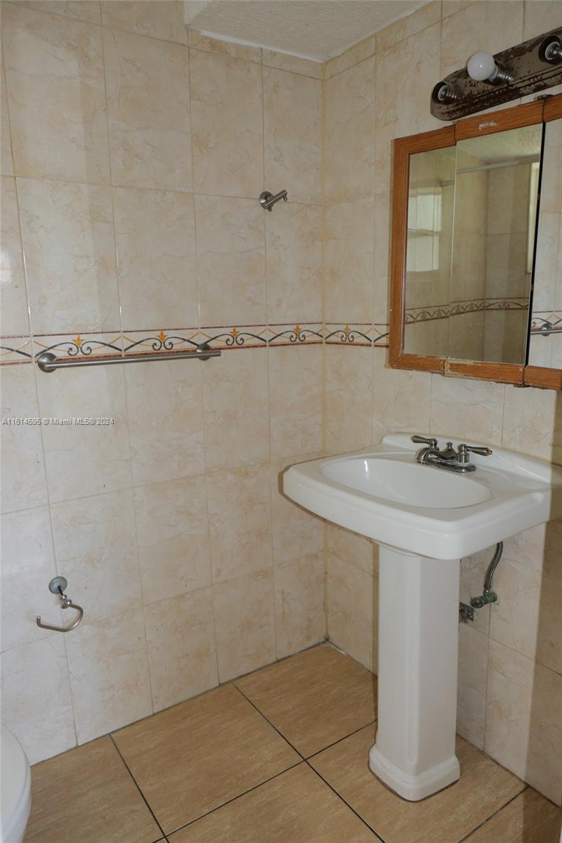 CON-GIA MNR - Residential