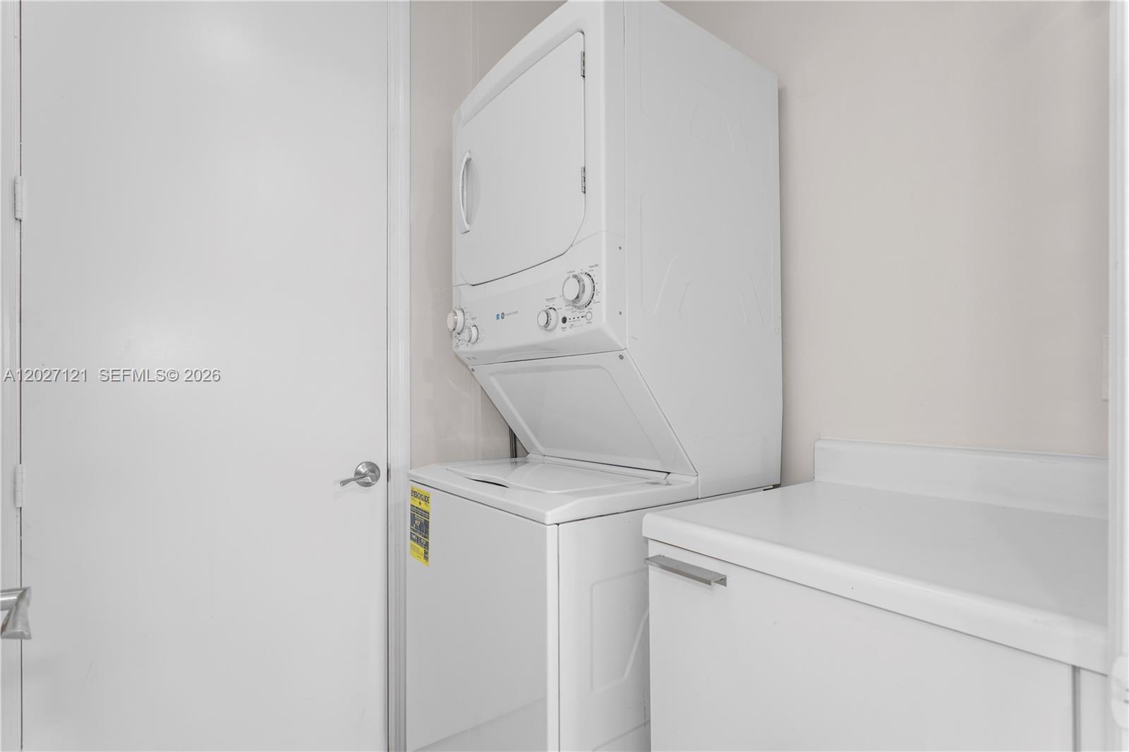 THE OAKS I CONDO - Residential