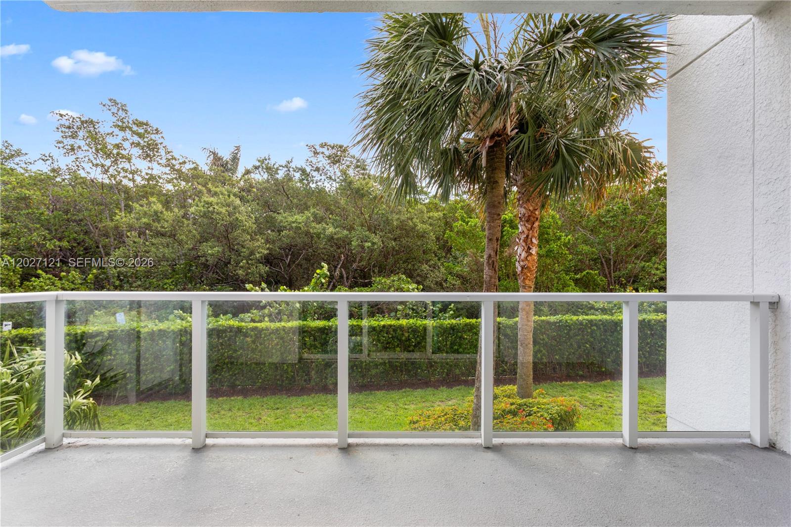 THE OAKS I CONDO - Residential