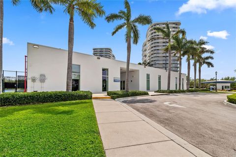 Tiny photo for 15051 Royal Oaks Ln #101, North Miami, FL 33181 (MLS # A12027121)
