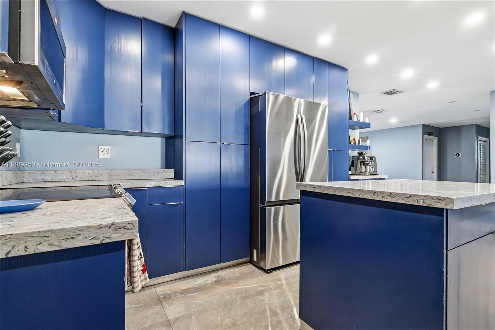 VANDERBILT PARK AMD PL - Residential