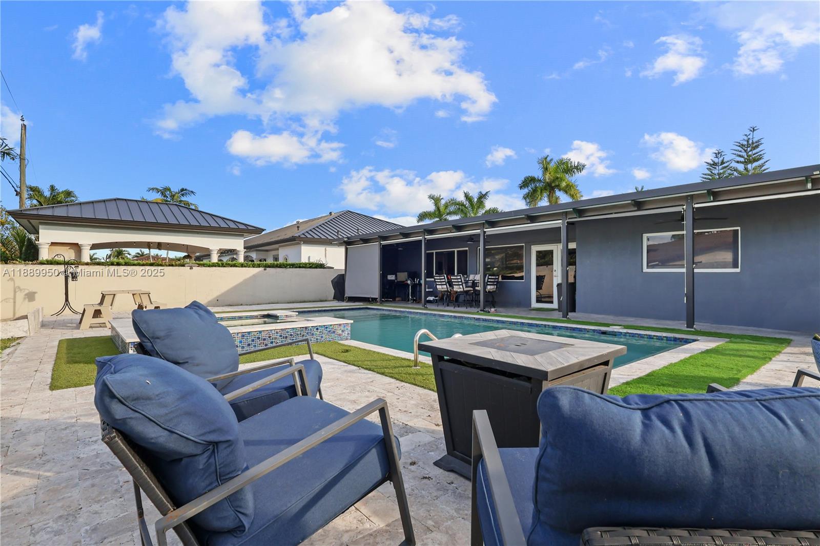 VANDERBILT PARK AMD PL - Residential