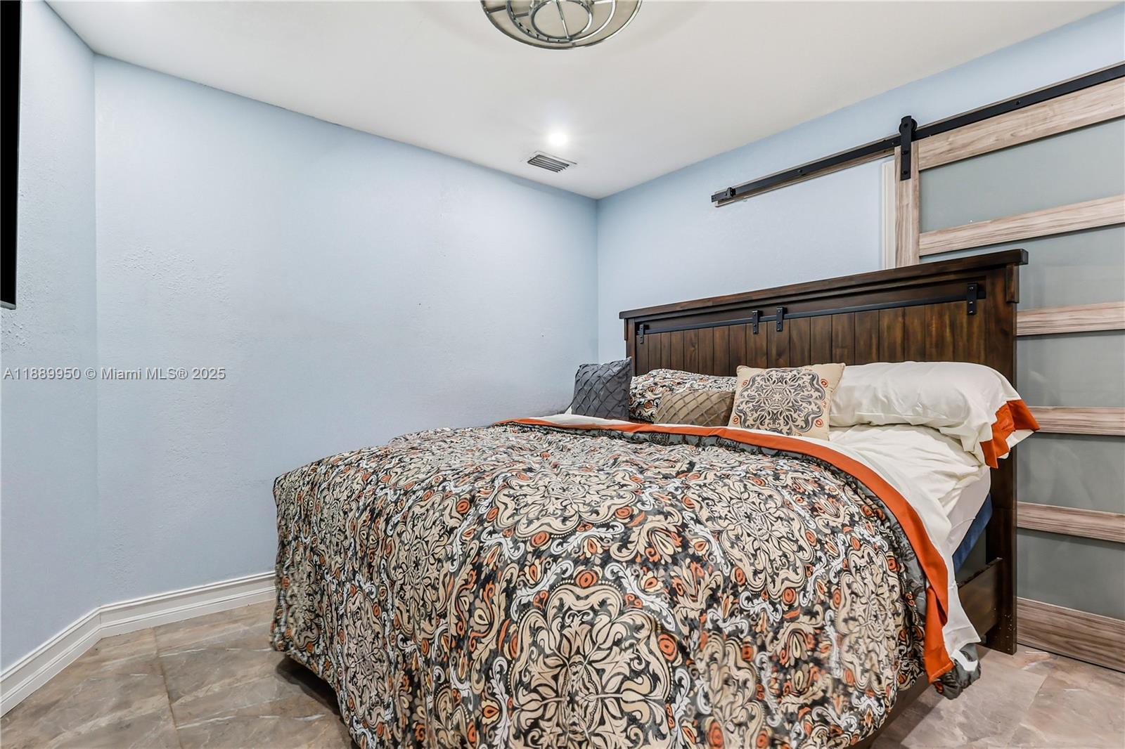 VANDERBILT PARK AMD PL - Residential