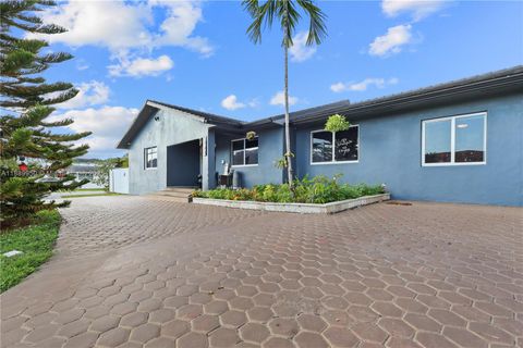 9795 NW 27th Ter Doral FL 33172