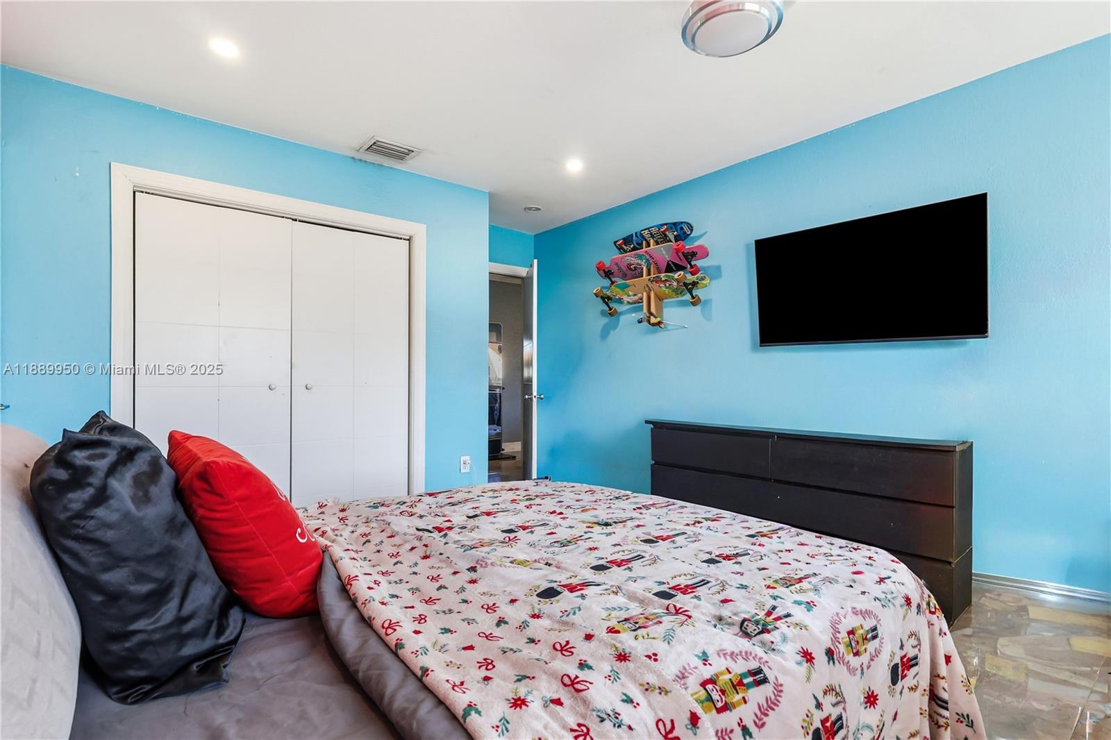 VANDERBILT PARK AMD PL - Residential