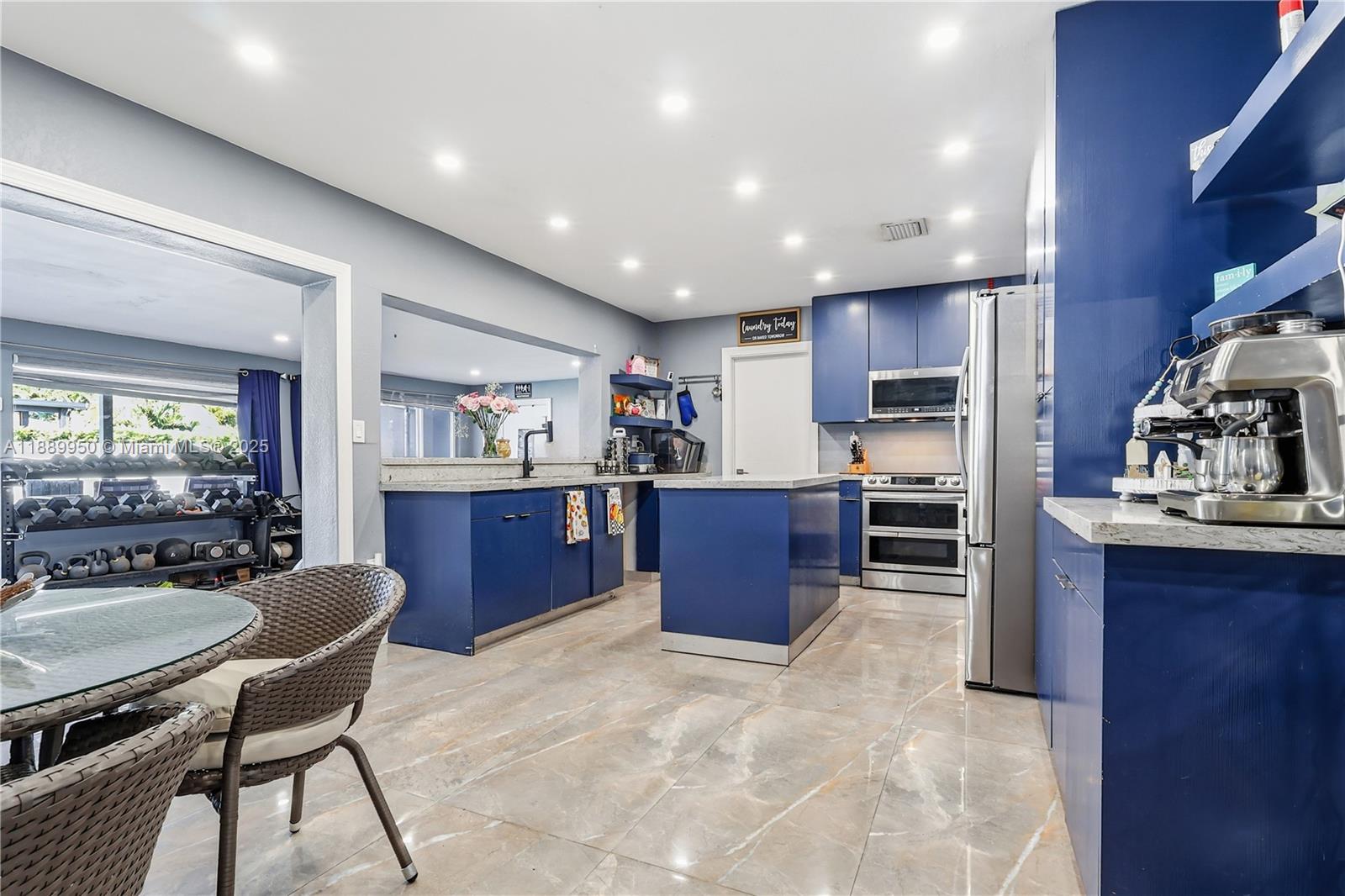 VANDERBILT PARK AMD PL - Residential