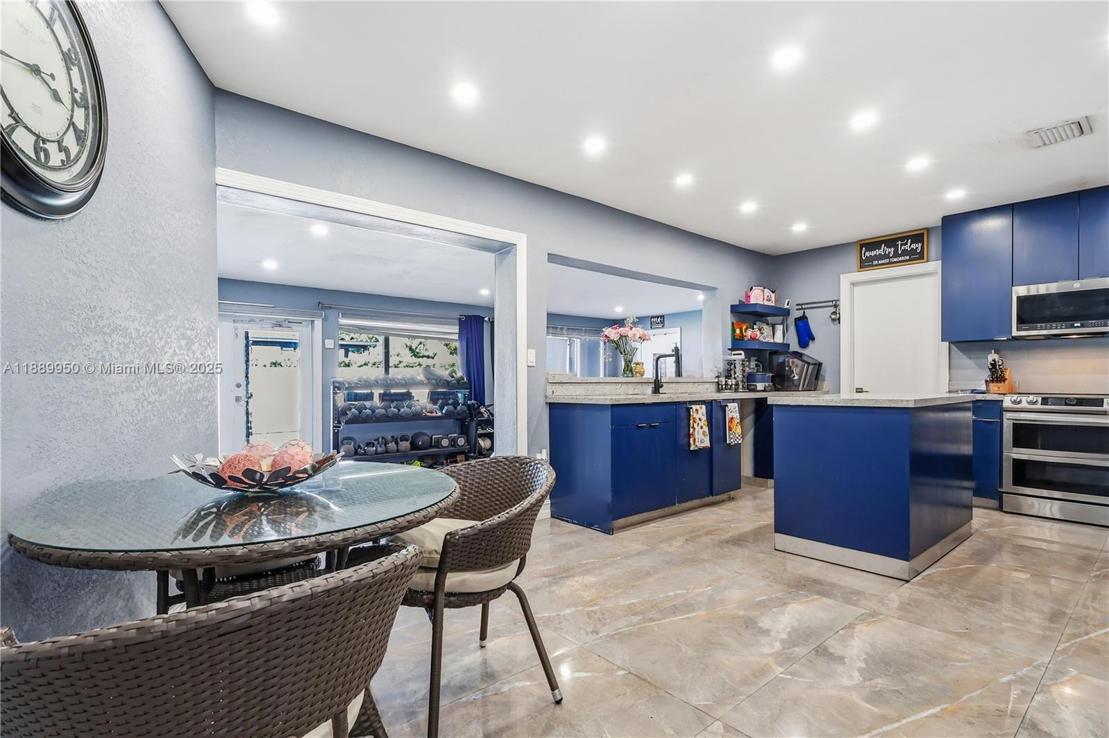 VANDERBILT PARK AMD PL - Residential