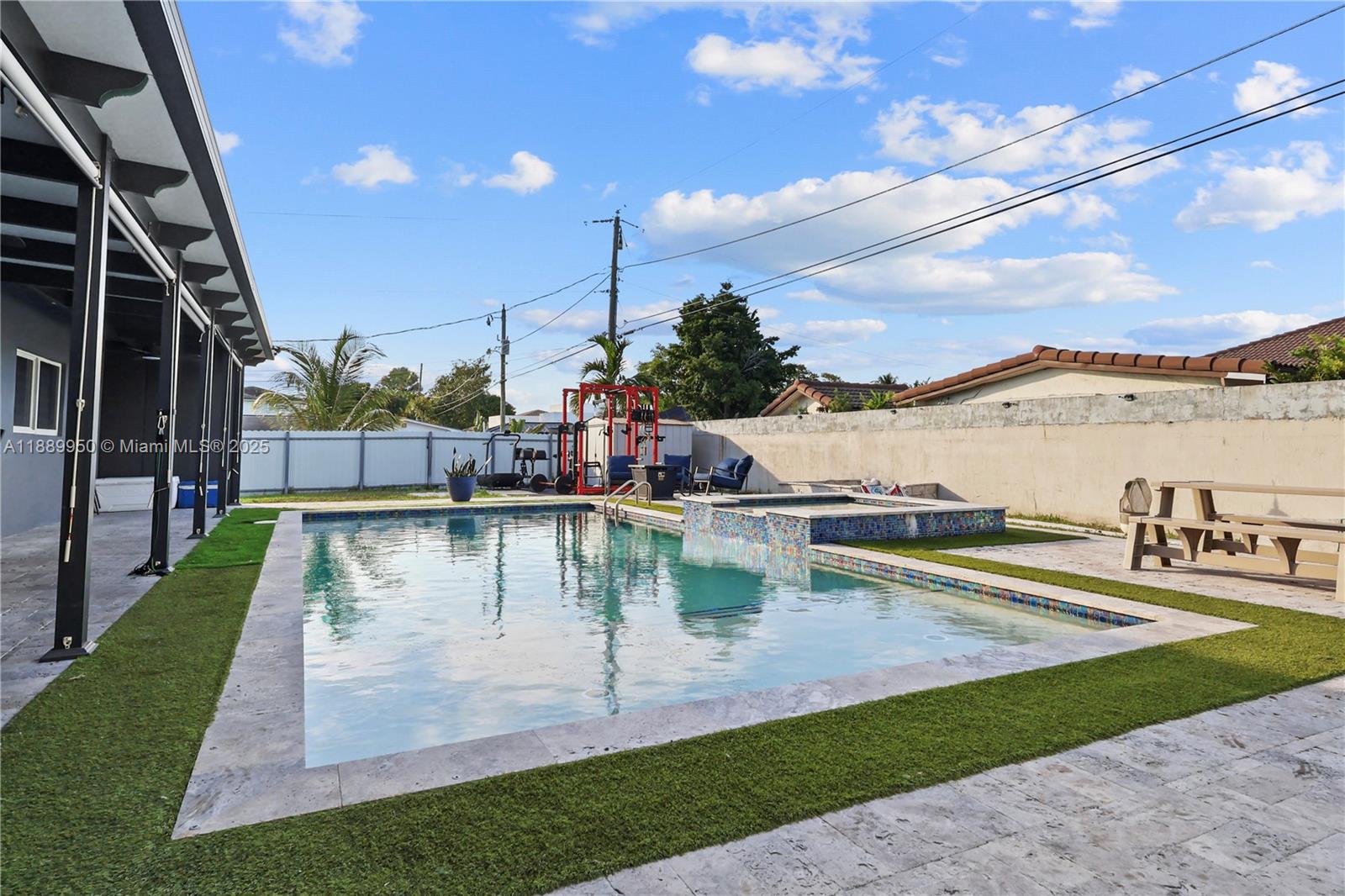 VANDERBILT PARK AMD PL - Residential