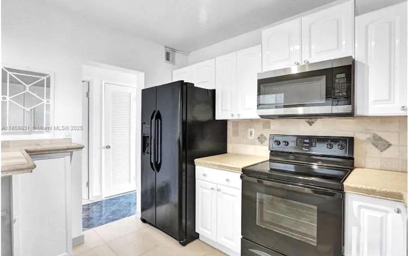 BYRON GARDENS CONDO - Residential