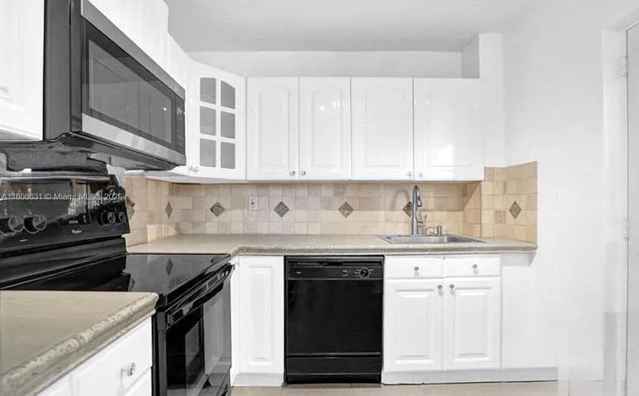 BYRON GARDENS CONDO - Residential